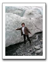 16 学会中日の一日巡検では氷河を訪ねました。