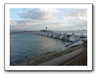 17 ダムの水門。日本の有明海と同じ問題が   。
