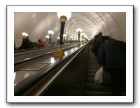 3 モスクワの地下鉄が深くて怖かった。